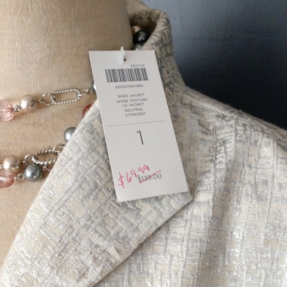 Open front cream and silver jacket - Picture 7 of 8